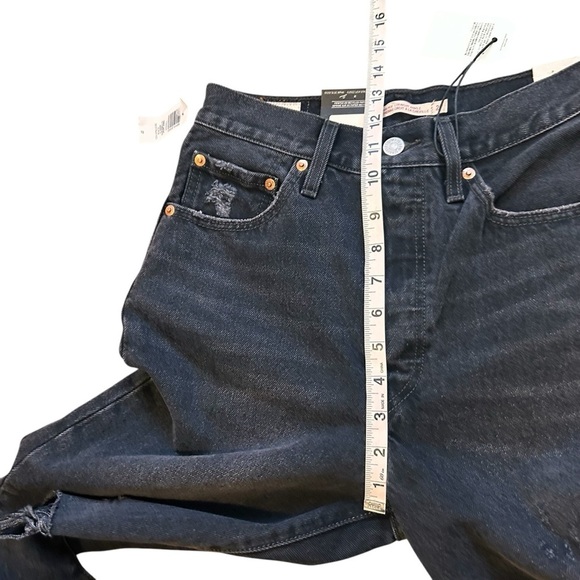 Levi's Women's Ribcage Black Destructed Straight Ankle Jeans- Size 27 - Picture 15 of 16